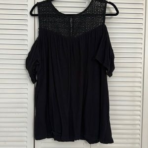 Cold shoulder top